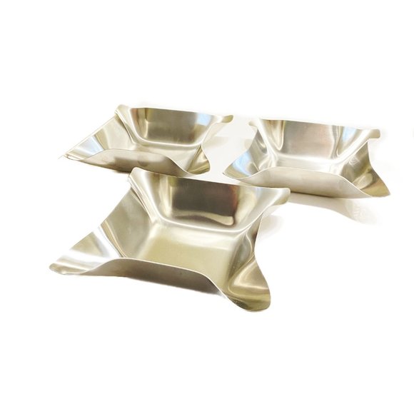 Oneida Square Stainless Steel Platters Set of 3 - Picture 1 of 9